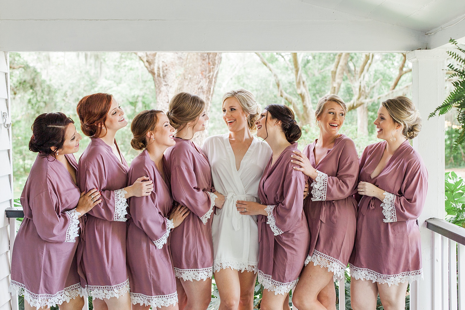 Bride and Bridesmaids Robes | Kaitlin Scott Photography