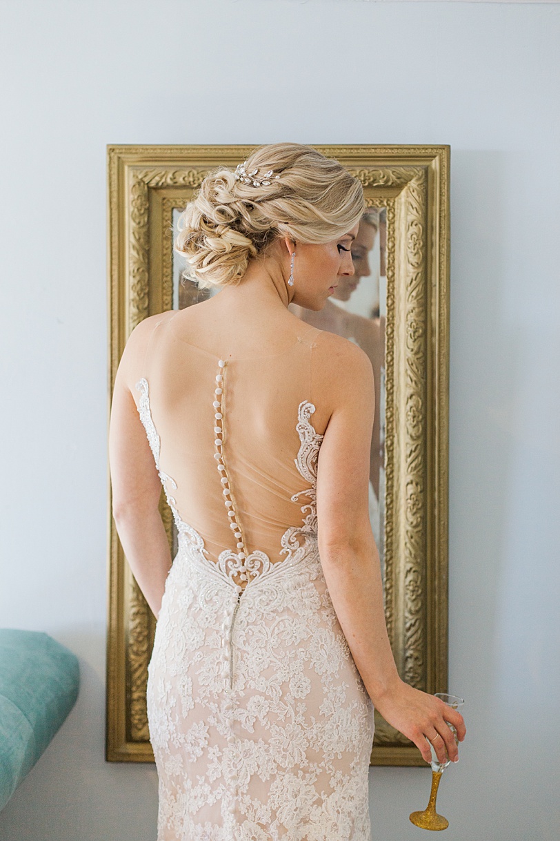 Back of Wedding Dress | Wingate Plantation | Kaitlin Scott Photography