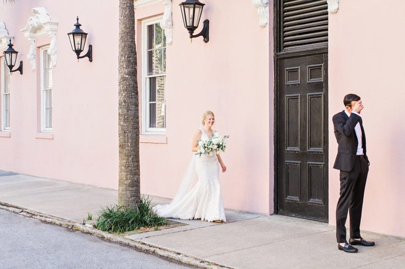First Look in Downtown Charleston by Kaitlin Scott Photography