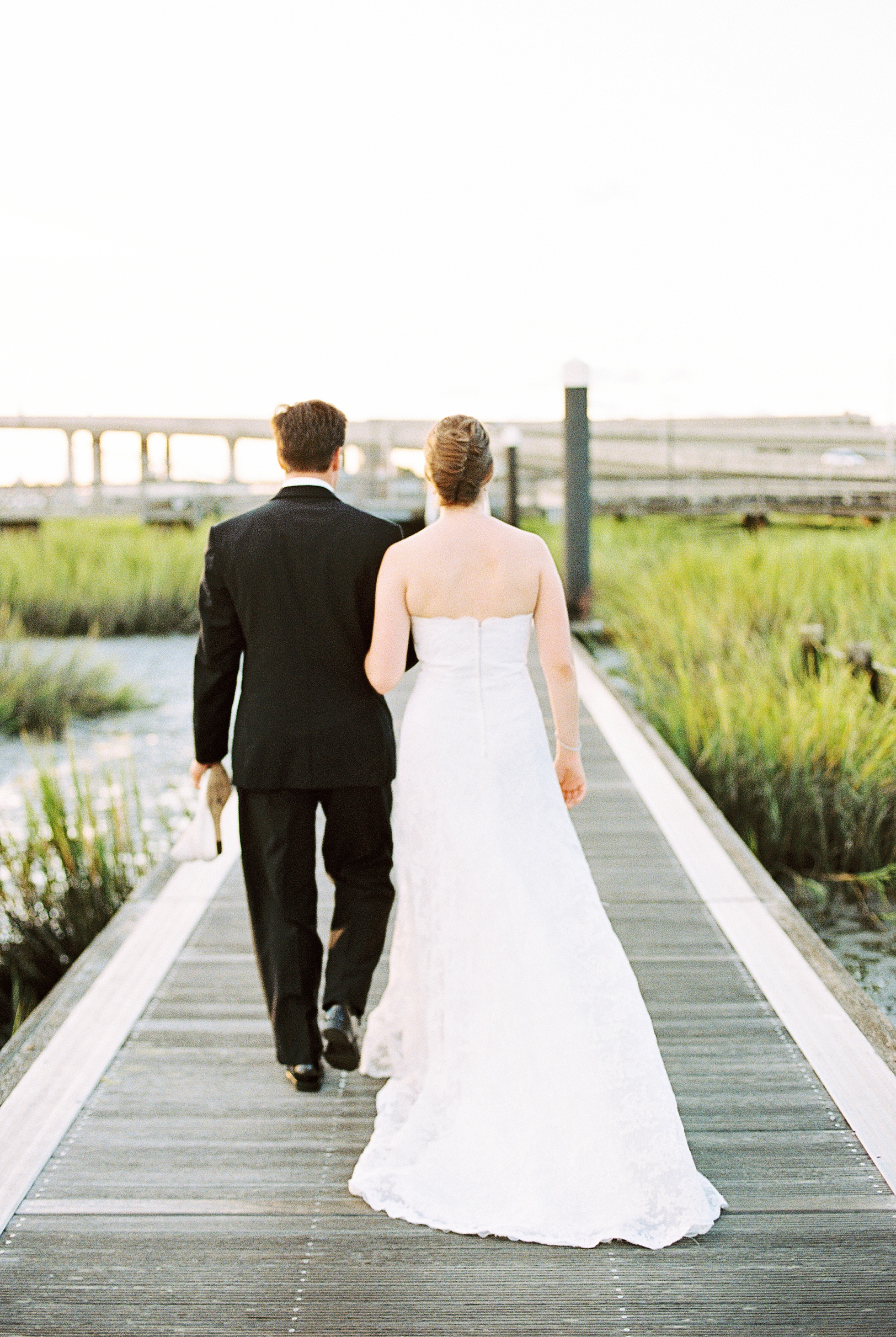 Bride and Groom walking away | Kaitlin Scott Photography