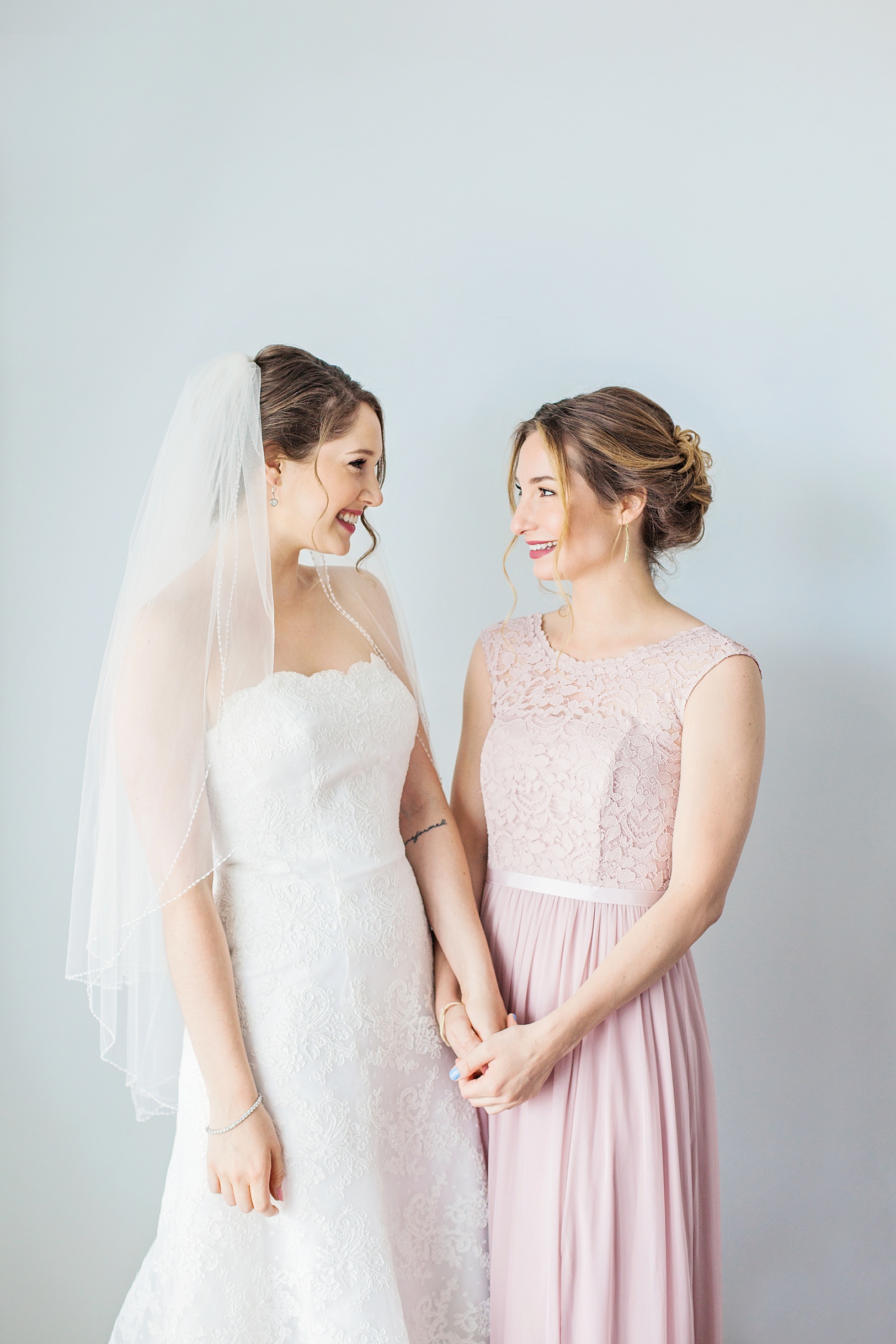 Bride and her Sister as Maid of Honor | Kaitlin Scott Photography