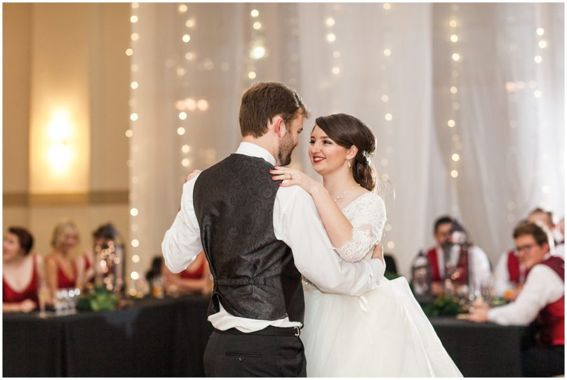 Bride and Groom First Dance at Reception | Noah's at Fairview | Kaitlin Scott Photography
