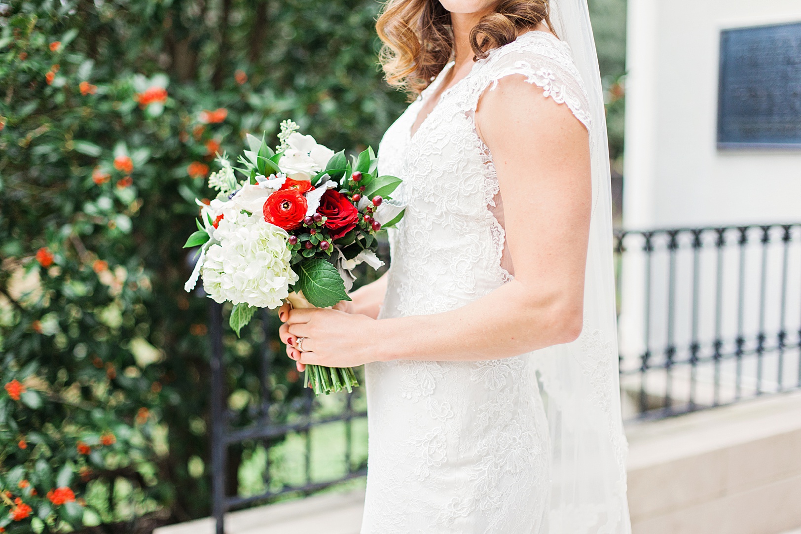 Pretty Petals of Charleston Wedding Bouquet | Kaitlin Scott Photography