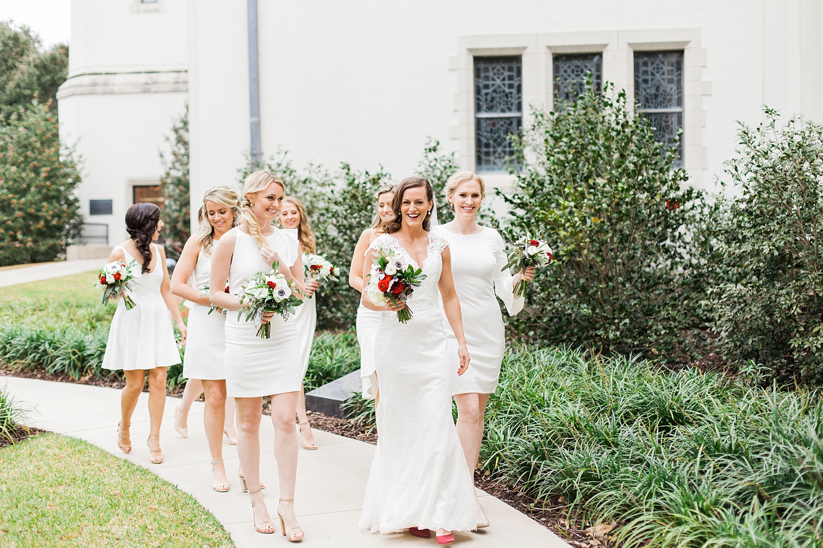 Charleston Winter Bride with Bridesmaids in white bridesmaids dresses | Kaitlin Scott Photography