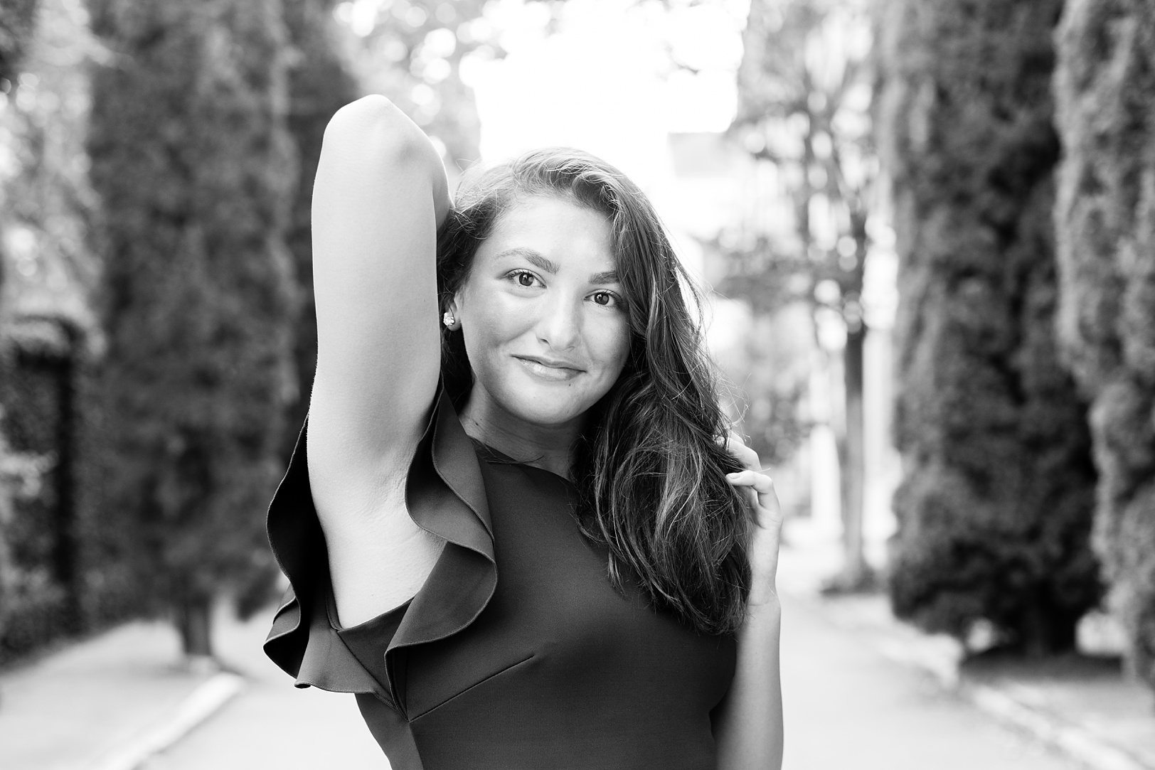 BW Senior Pictures by Charleston Photographer | Kaitlin Scott Photography