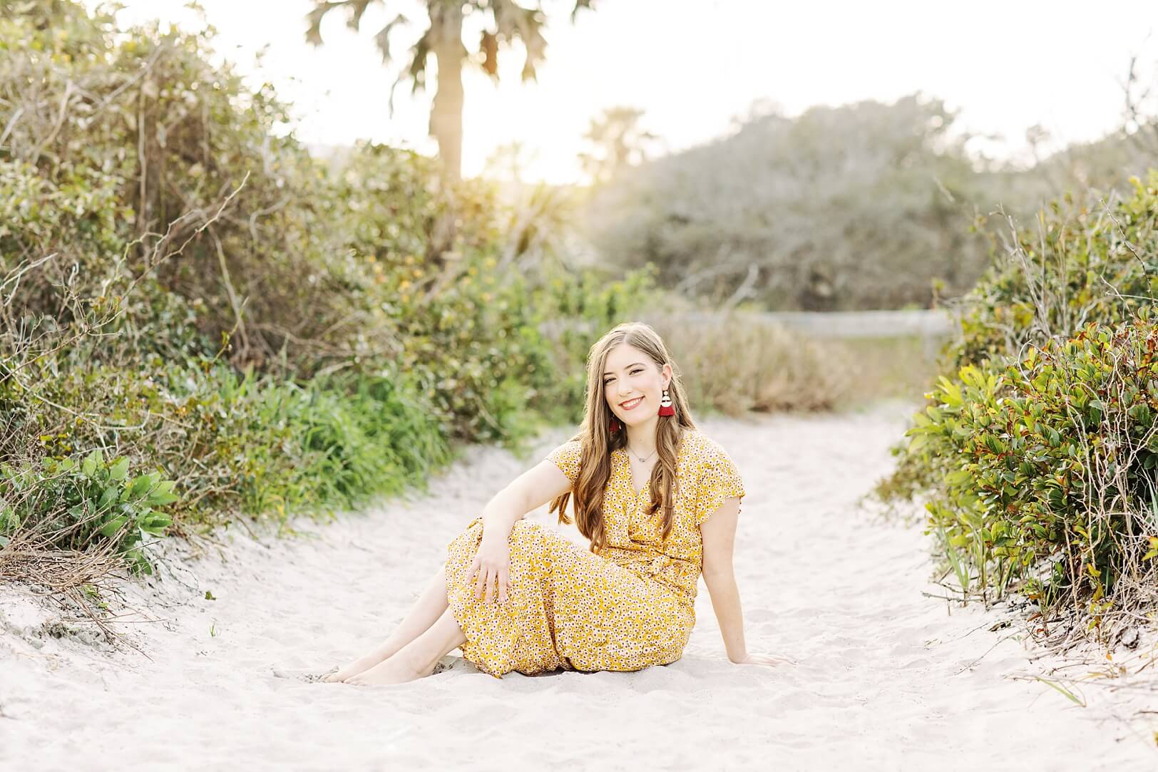 Folly Beach at Sunset Senior Pictures | Kaitlin Scott Photography