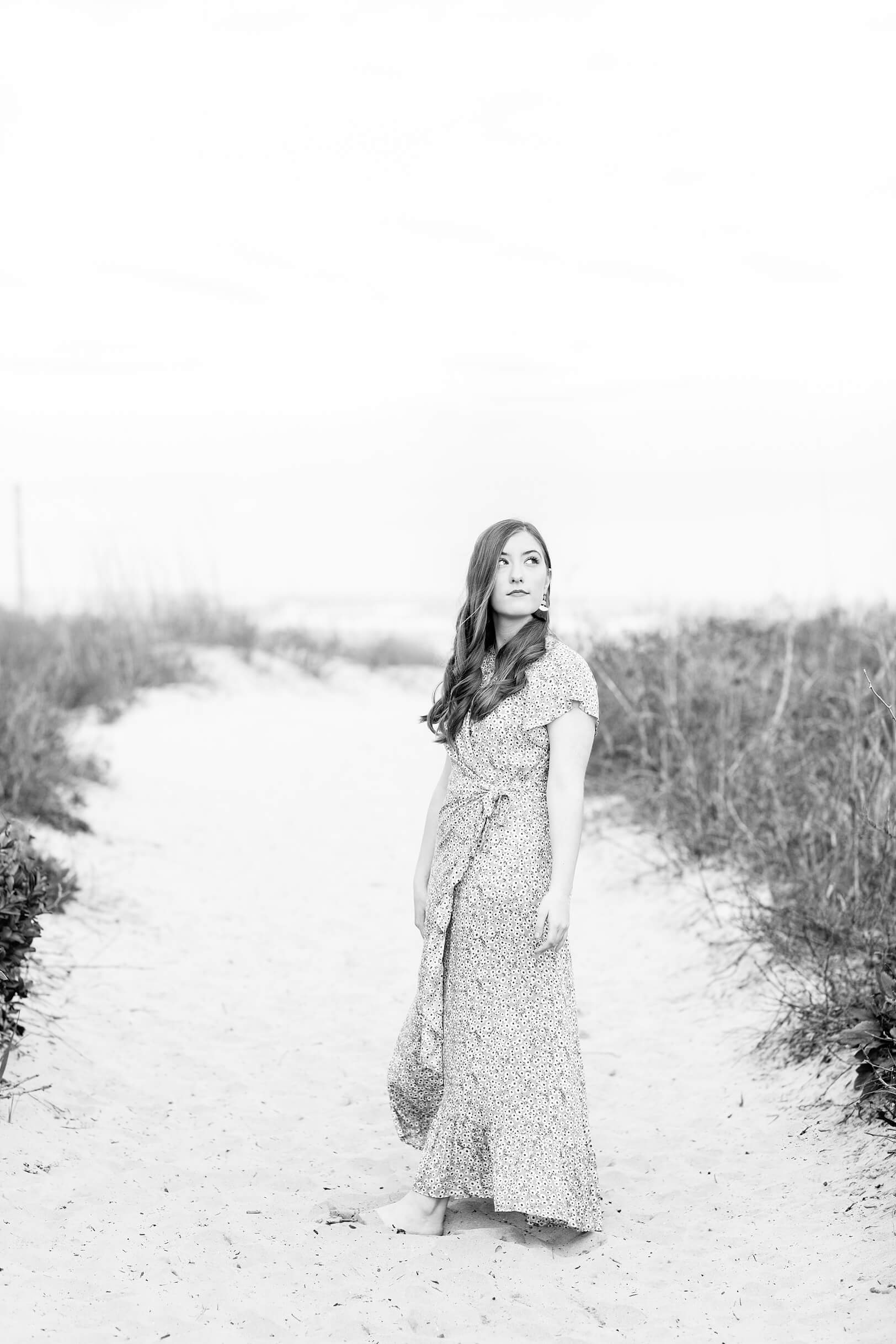 Girl at Folly Beach dunes | Kaitlin Scott Photography
