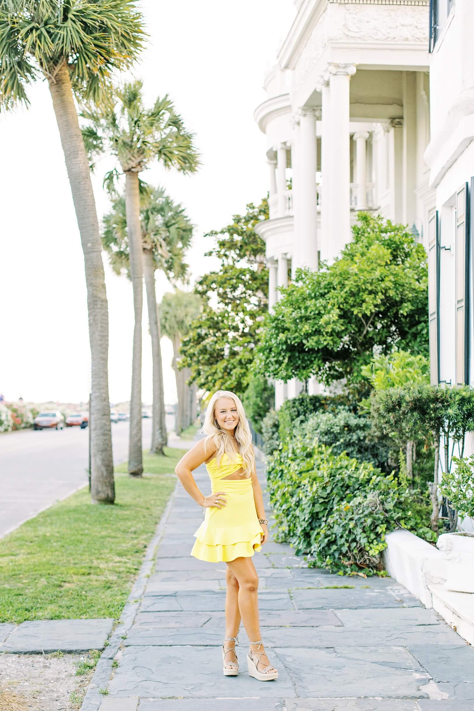 Yellow dress and palmettos on Charleston Battery | Kaitlin Scott Photography