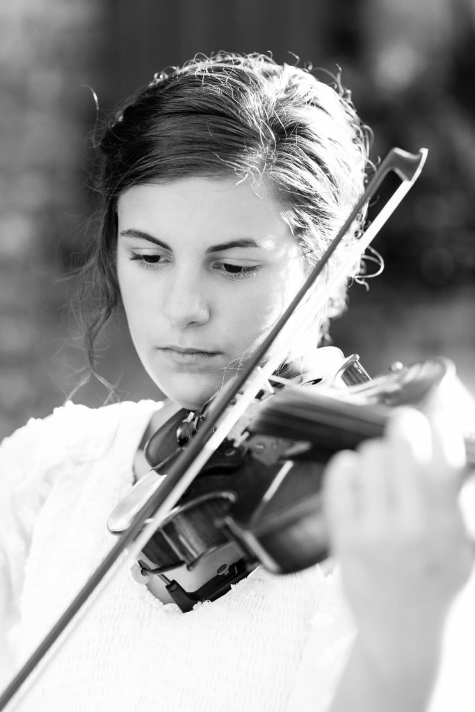 BW High School Girl playing violin