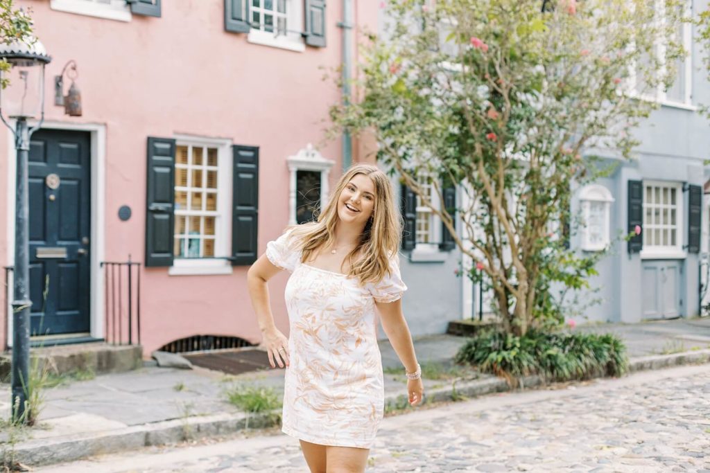 Pastel Charleston Homes, laughing girl | Kaitlin Scott