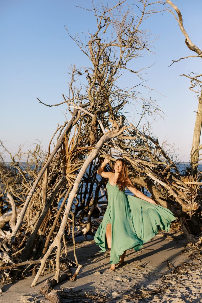 Driftwood at Folly Beach Photoshoot | Kaitlin Scott Photography